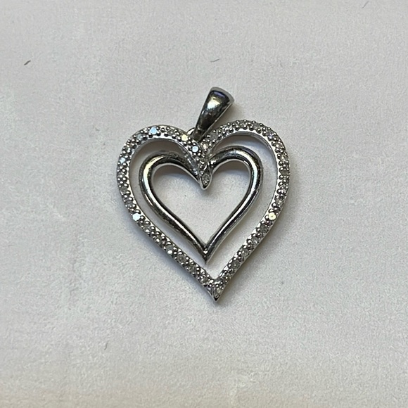 Diamond 925 Zales Heart Charm / pendant - Picture 1 of 2